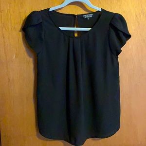 Tulip cap sleeve blouse